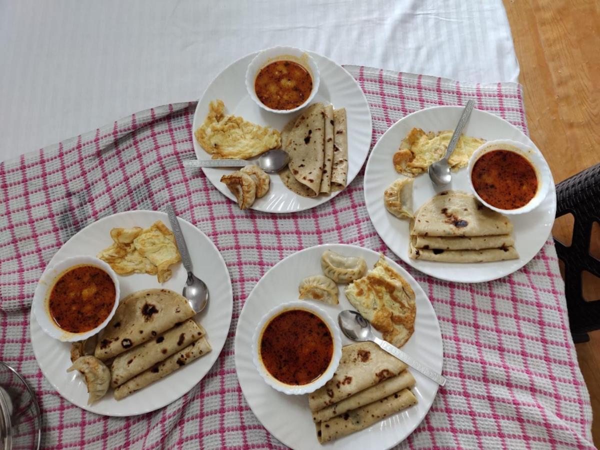 Ajit Homestay, Darjeeling ダージリン エクステリア 写真