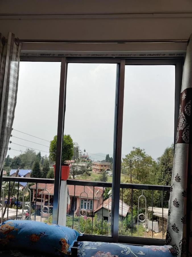 Ajit Homestay, Darjeeling ダージリン エクステリア 写真