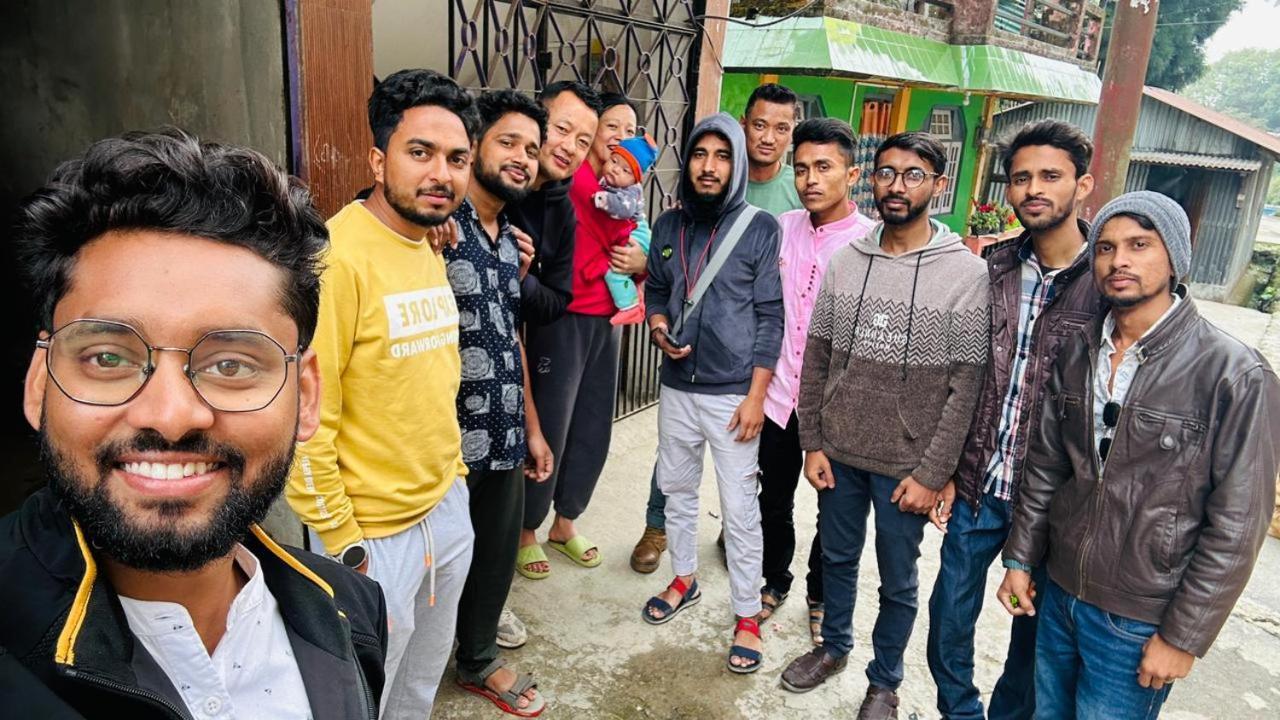 Ajit Homestay, Darjeeling ダージリン エクステリア 写真